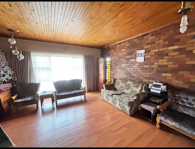 3 BEDROOM HOUSE FOR SALE IN FERRYVALE